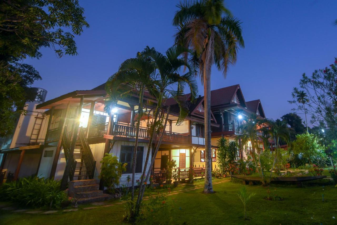 Kongmany Colonial House Hotell Muang Không Eksteriør bilde