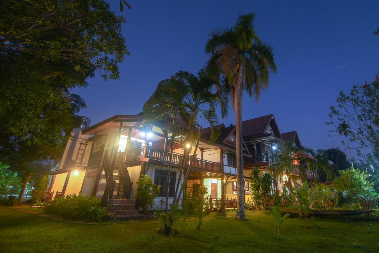Kongmany Colonial House Hotell Muang Không Eksteriør bilde